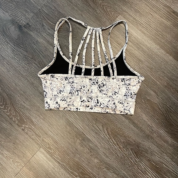 2 for $18 🦾 Gaiam Strappy Sports Bar - Picture 6 of 8